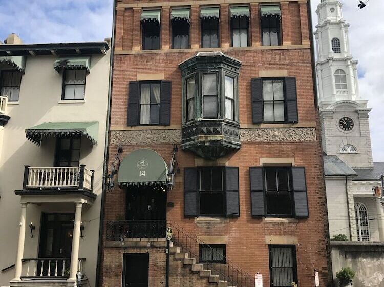 هتل Foley House Inn