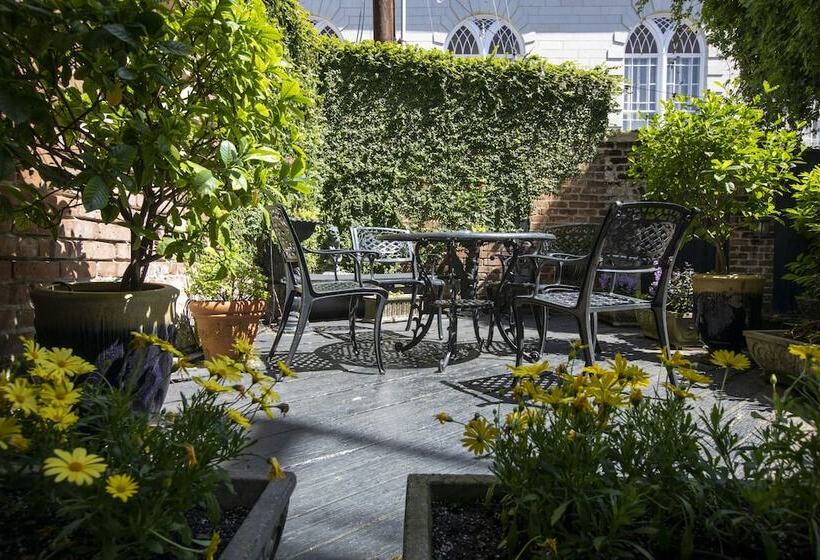 فندق Foley House Inn