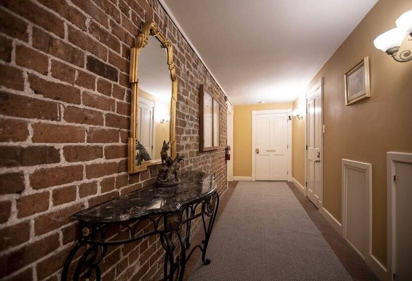 فندق Foley House Inn