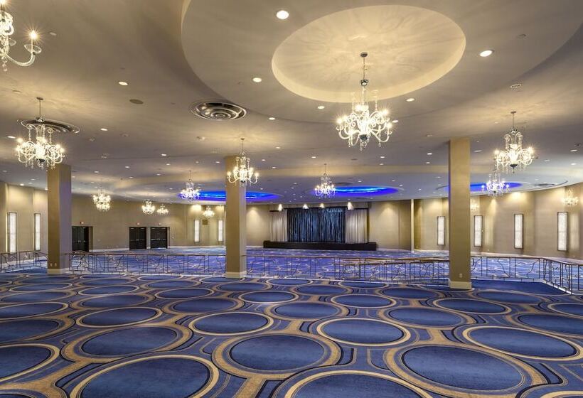 فندق Fontainebleau Miami Beach