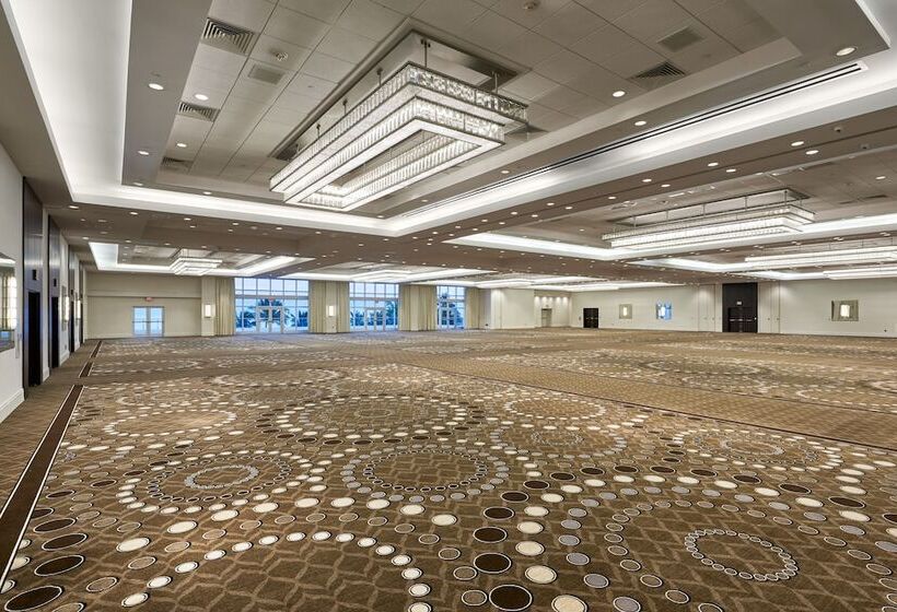 فندق Fontainebleau Miami Beach