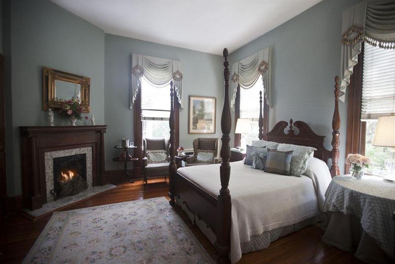 Отель Forsyth Park Inn