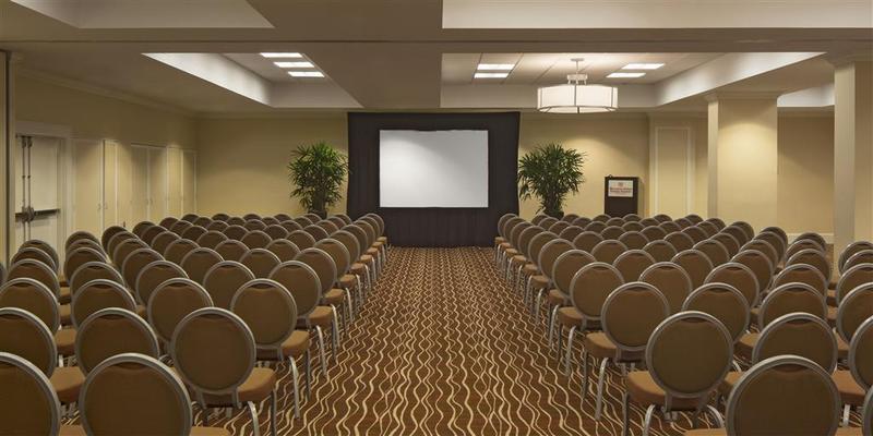 فندق Four Points By Sheraton Suites Tampa Airport Westshore