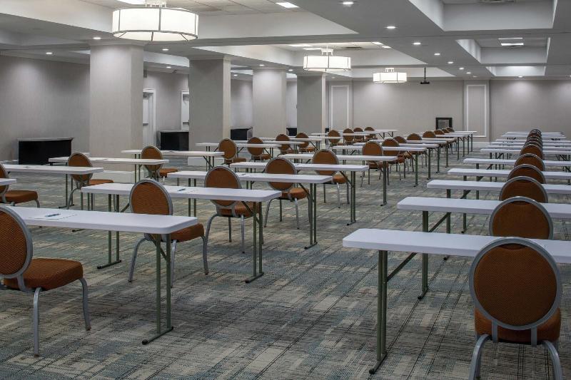 فندق Four Points By Sheraton Suites Tampa Airport Westshore