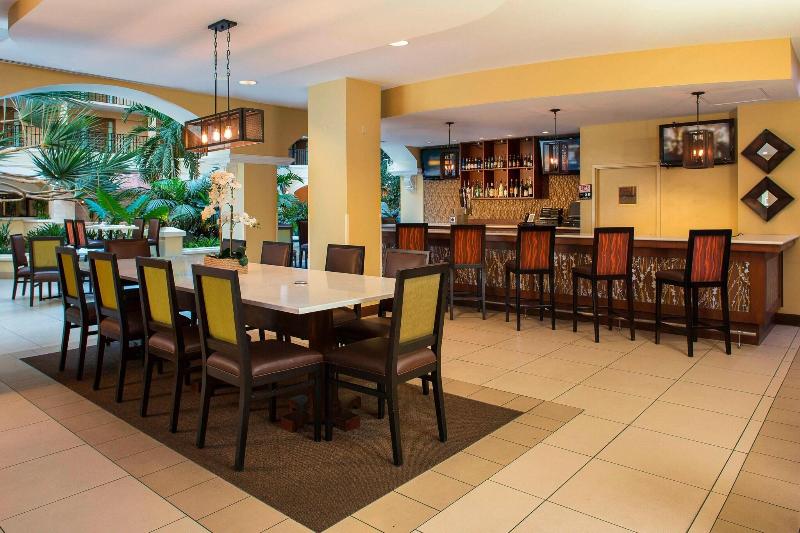 فندق Four Points By Sheraton Suites Tampa Airport Westshore