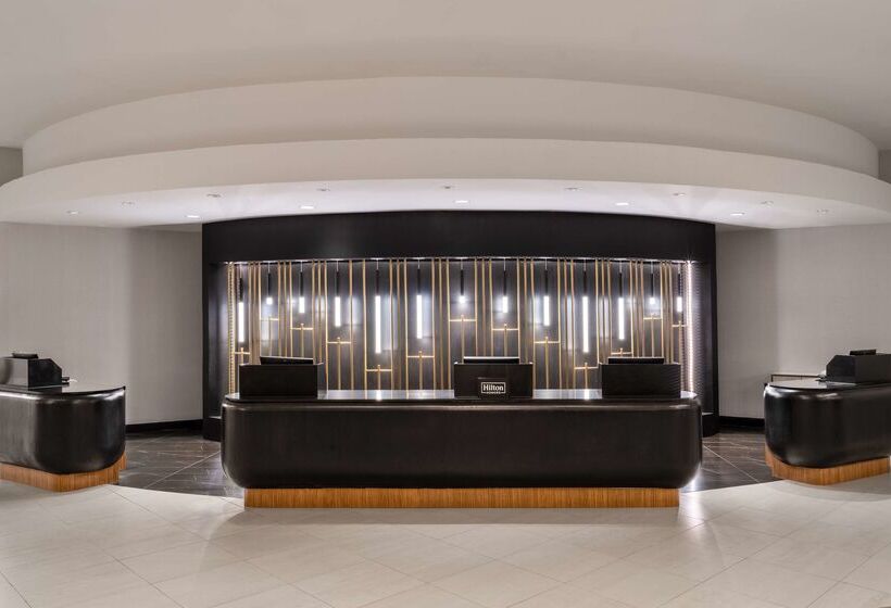 هتل Hilton Dallas Lincoln Centre