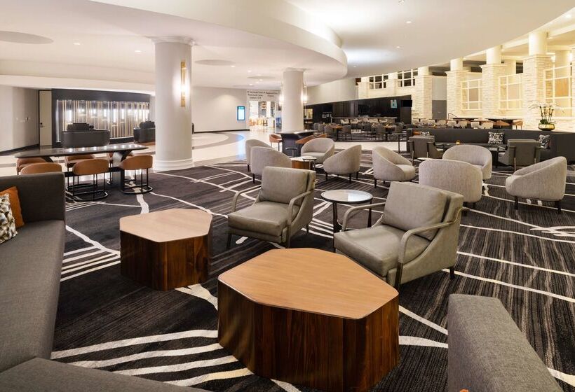 هتل Hilton Dallas Lincoln Centre