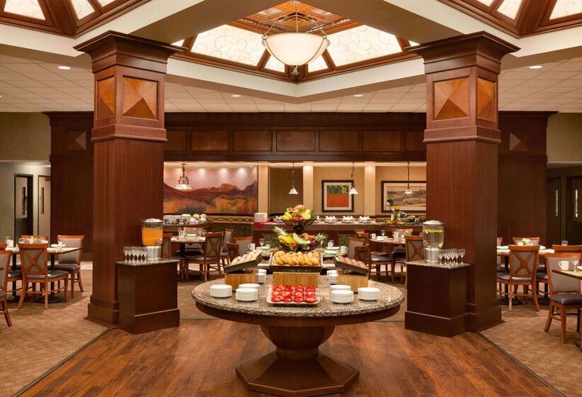 Отель Hilton Dfw Lakes Executive Conference Center