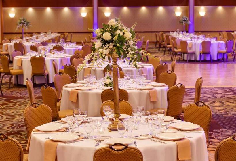 Отель Hilton Dfw Lakes Executive Conference Center