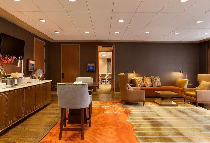 Отель Hilton Dfw Lakes Executive Conference Center