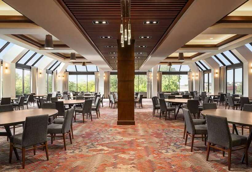 Отель Hilton Dfw Lakes Executive Conference Center