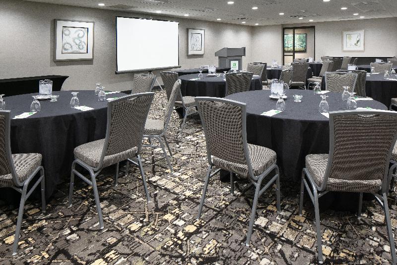 Holiday Inn Hotel & Suites Des Moines Northwest, An Ihg