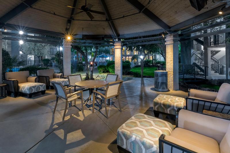 هتل Holiday Inn And Suites Phoenix Airport North, An Ihg