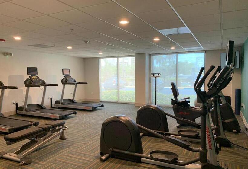 Holiday Inn Express Hotel & Suites Miami   Hialeah, An Ihg