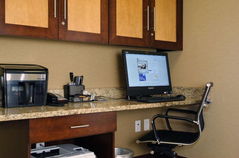 فندق Holiday Inn Express Philadelphia Ne Bensalem, An Ihg