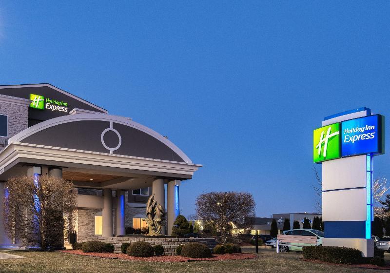 هتل Holiday Inn Express Branford New Haven, An Ihg