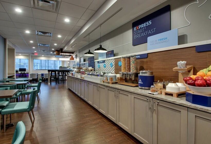 호텔 Holiday Inn Express Washington Dc Silver Spring, An Ihg