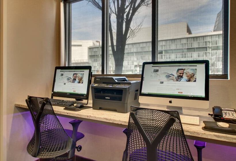 호텔 Holiday Inn Express Washington Dc Silver Spring, An Ihg