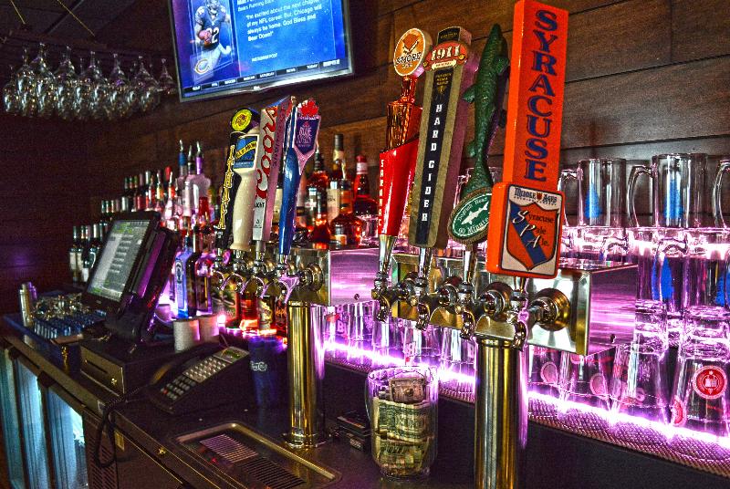 Отель Holiday Inn & Suites Syracuse Airport   Liverpool, An Ihg