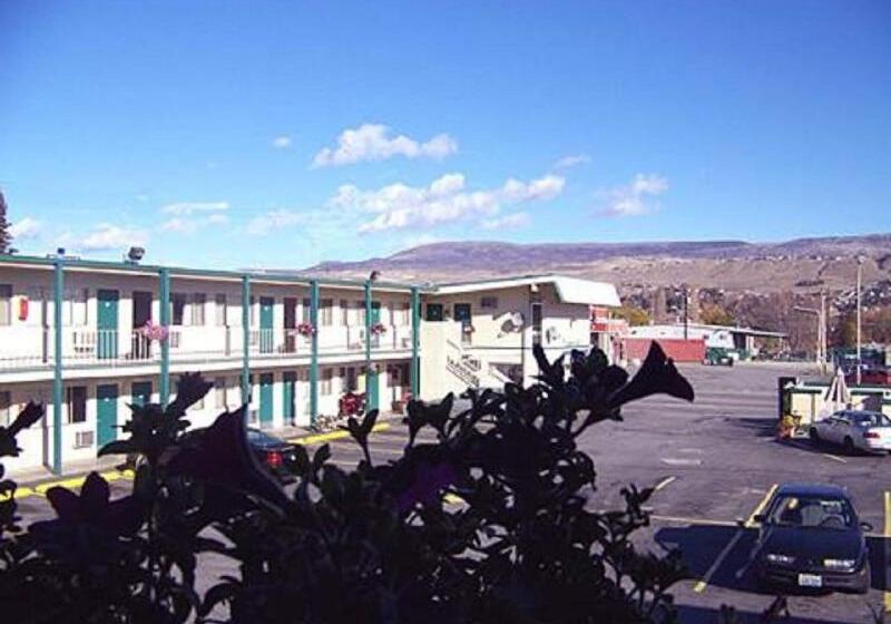 ホテル Holiday Lodge