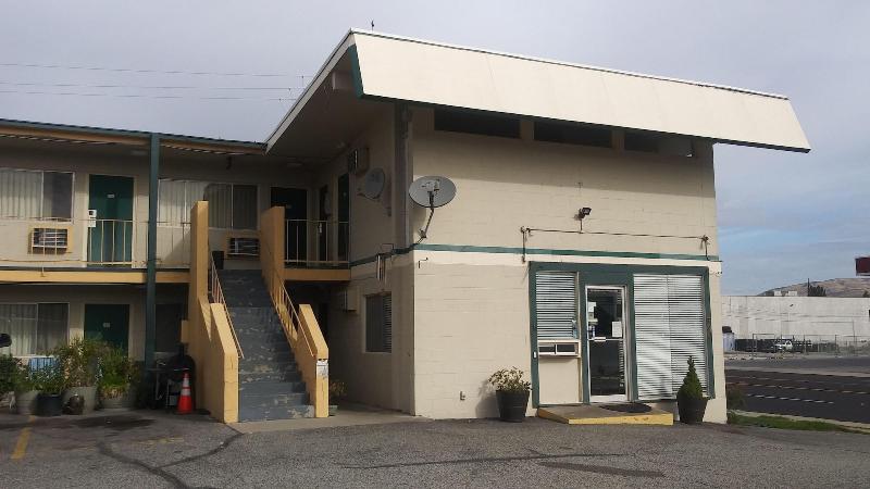 ホテル Holiday Lodge