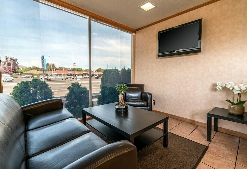 فندق Holiday Lodge Yakima