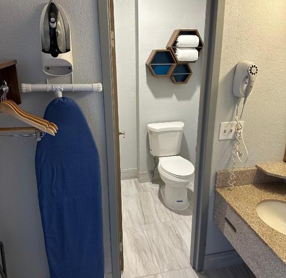 酒店 Hometowne Studios By Red Roof Auburn Hills