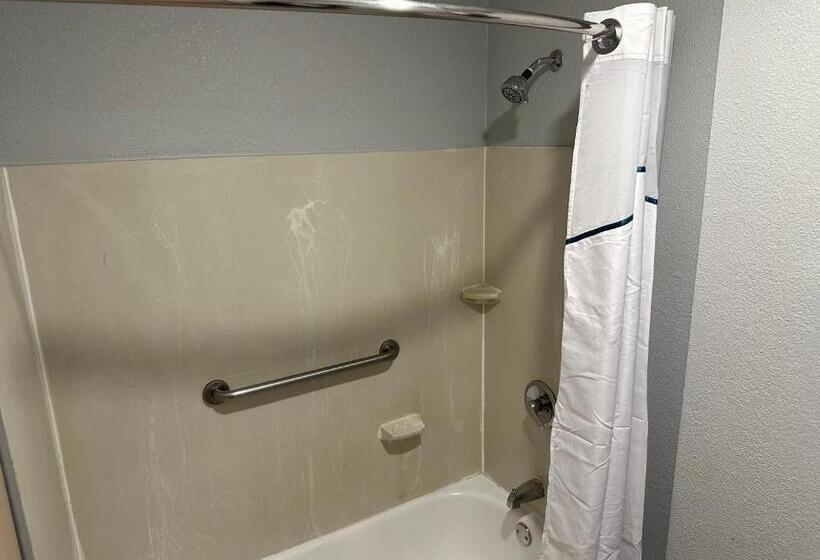 酒店 Hometowne Studios By Red Roof Auburn Hills