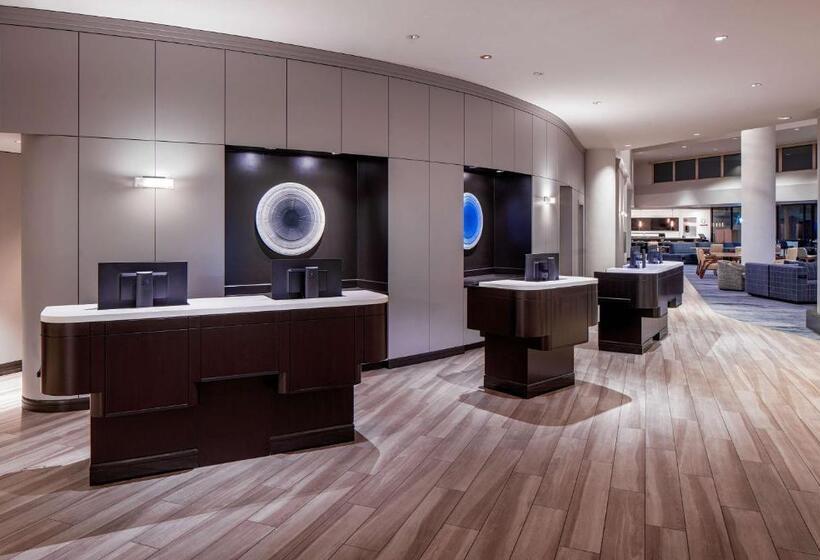 هتل Hyatt Regency Santa Clara