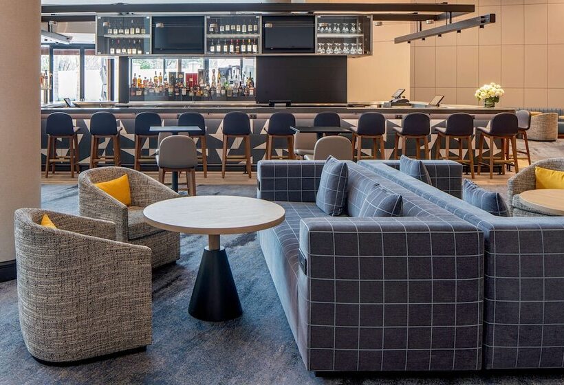 Отель Hyatt Regency Santa Clara