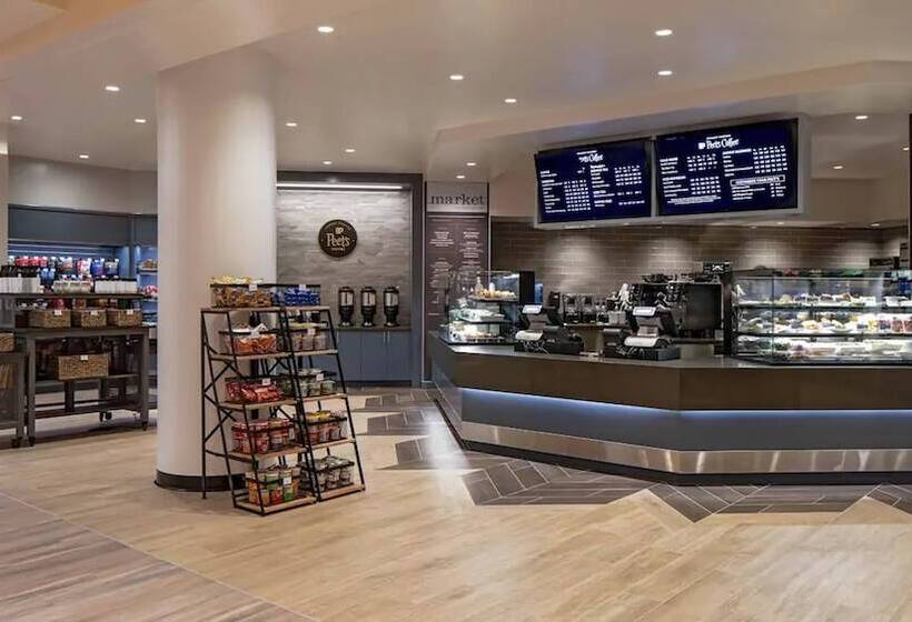 Отель Hyatt Regency Santa Clara