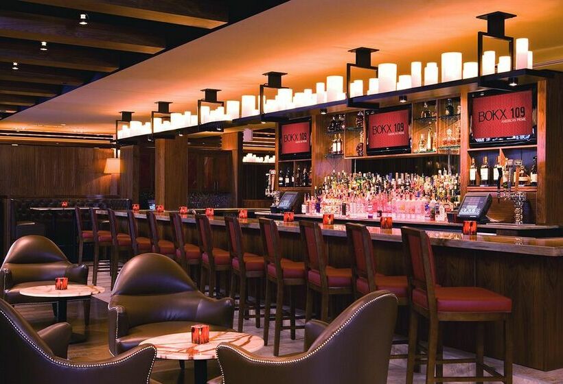 ホテル Indigo Boston - Newton Riverside