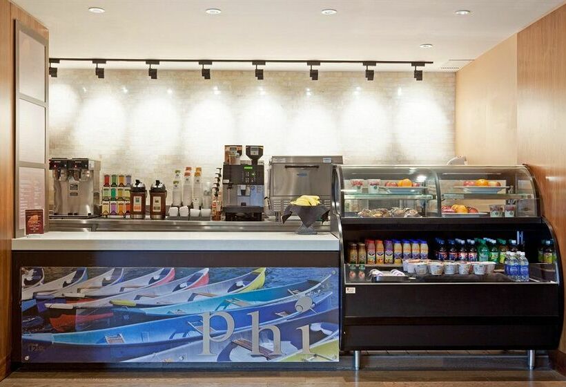 ホテル Indigo Boston - Newton Riverside