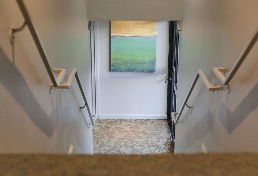 호텔 Inns Of Virginia Arlington