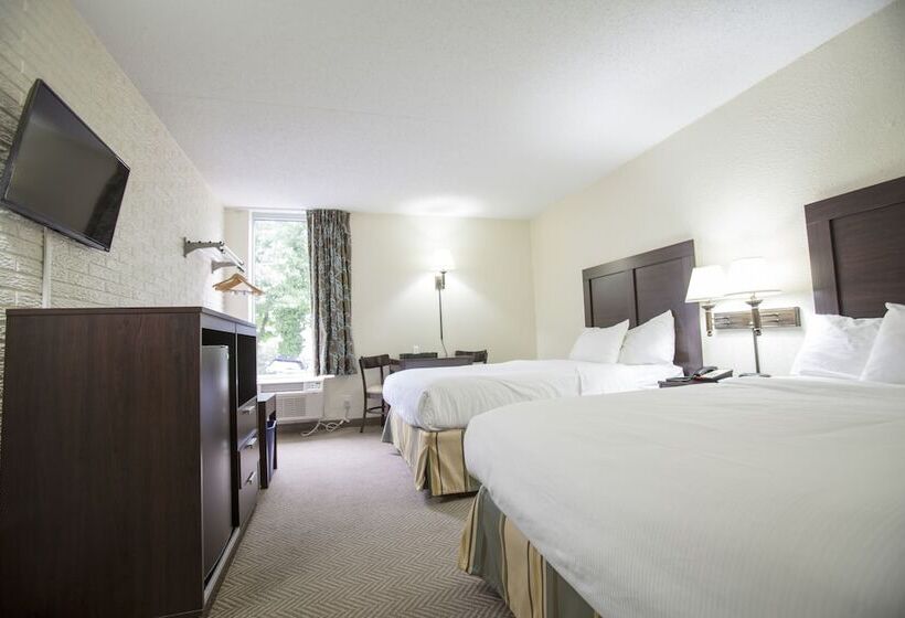 هتل Inns Of Virginia Arlington