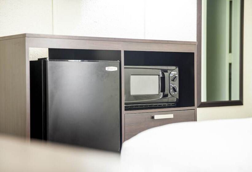 호텔 Inns Of Virginia Arlington