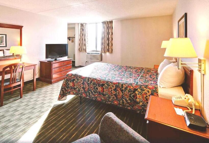 Отель Key Inn Roseville