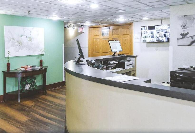 فندق Key Inn Roseville