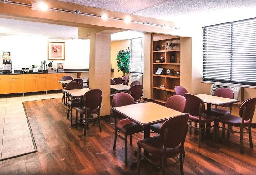 فندق Key Inn Roseville