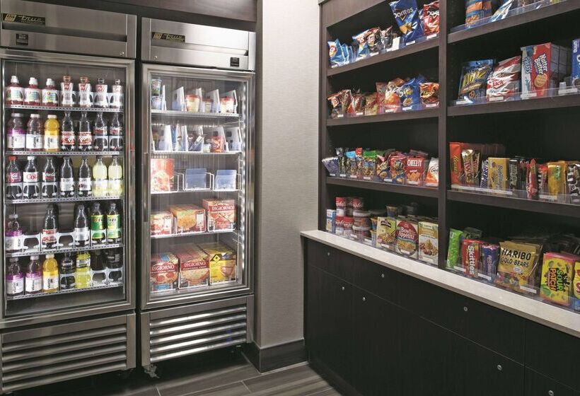 酒店 Howard Johnson By Wyndham Sacramento Downtown