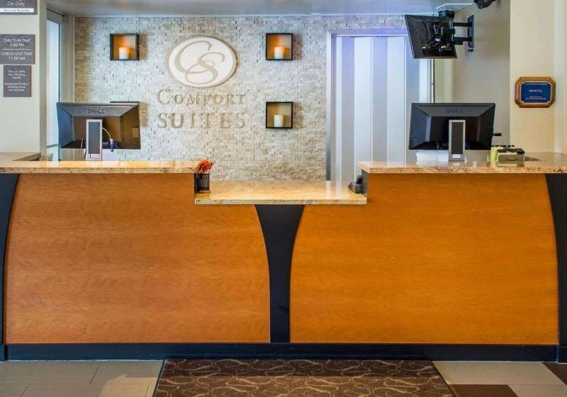 فندق La Quinta Inn By Wyndham Waldorf