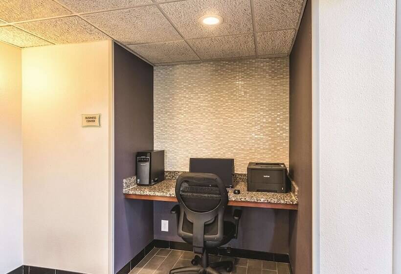 酒店 La Quinta By Wyndham Colorado Springs North