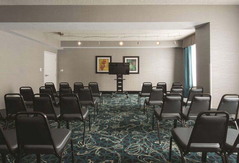 فندق La Quinta By Wyndham Lynchburg At Liberty Univ