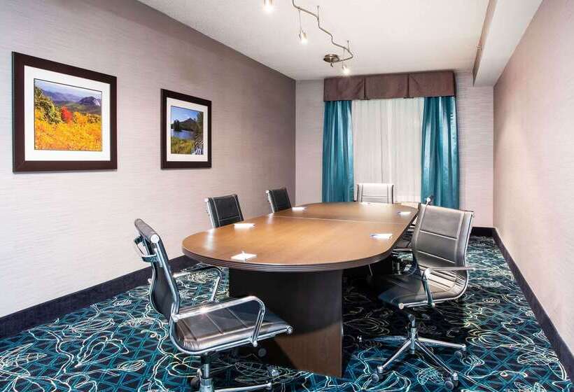 فندق La Quinta By Wyndham Lynchburg At Liberty Univ