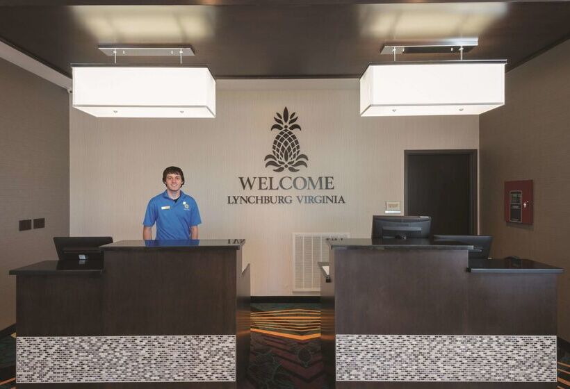 فندق La Quinta By Wyndham Lynchburg At Liberty Univ