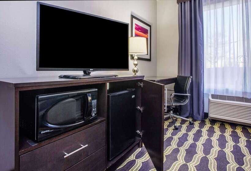 فندق La Quinta By Wyndham Lynchburg At Liberty Univ