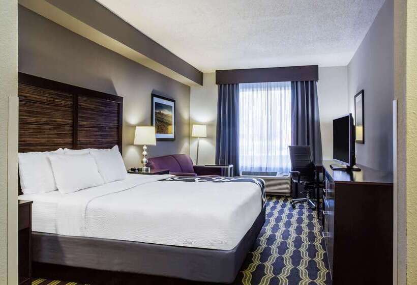 فندق La Quinta By Wyndham Lynchburg At Liberty Univ