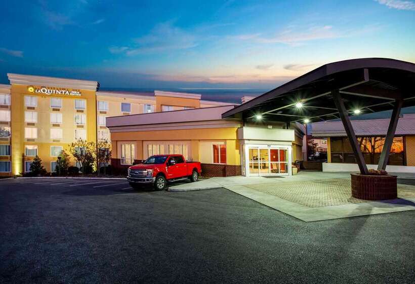 فندق La Quinta By Wyndham Lynchburg At Liberty Univ