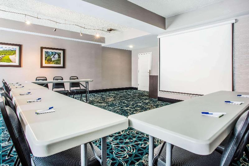 فندق La Quinta By Wyndham Lynchburg At Liberty Univ