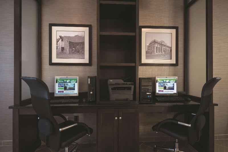 فندق La Quinta By Wyndham Lynchburg At Liberty Univ